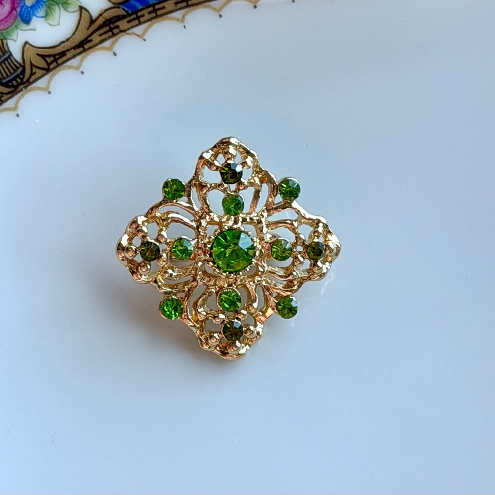 Vintage Green Rhinestone Brooch Gold Tone Filigree Floral Pin